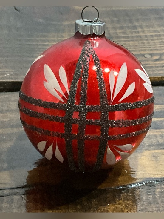 Shiny Brite Other - Vintage Large Red Shiny Brite Ornament Germany Black Mica Pattern MCM